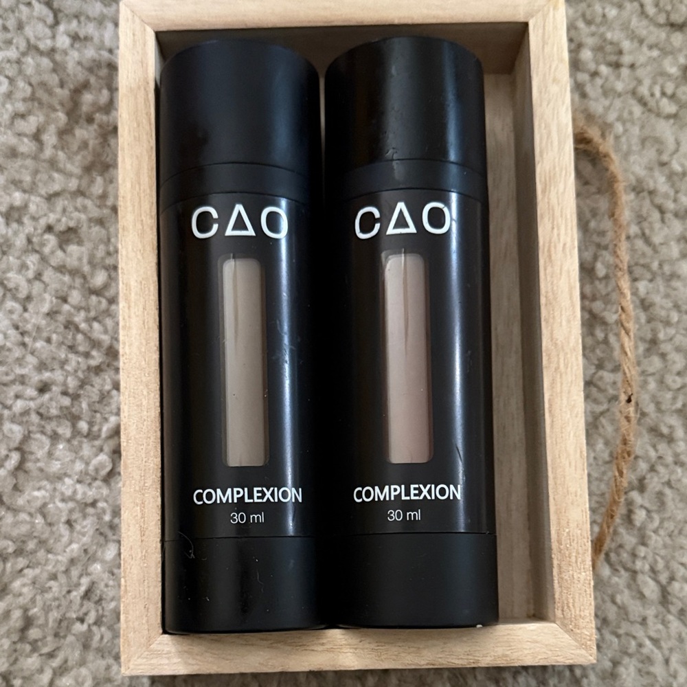 Foundation base - cool 6 espresso and warm 6 mocha liquid make up 30 ml CAO